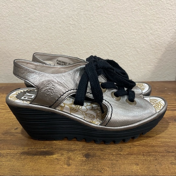 Fly London Ylva Wedge Lace-Up Mettalic Leather Sandal Shoe 38 7-7.5 Boho Grunge - Picture 1 of 11